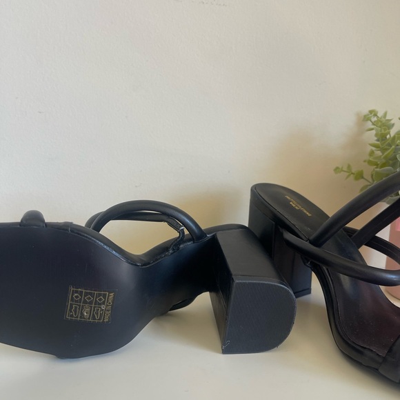 Pretty little thing Black heels - Picture 6 of 10